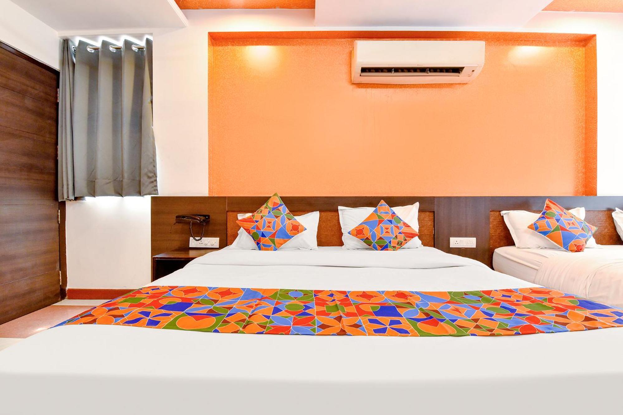 Fabhotel Prestige Elite - Nashik Road Bagian luar foto