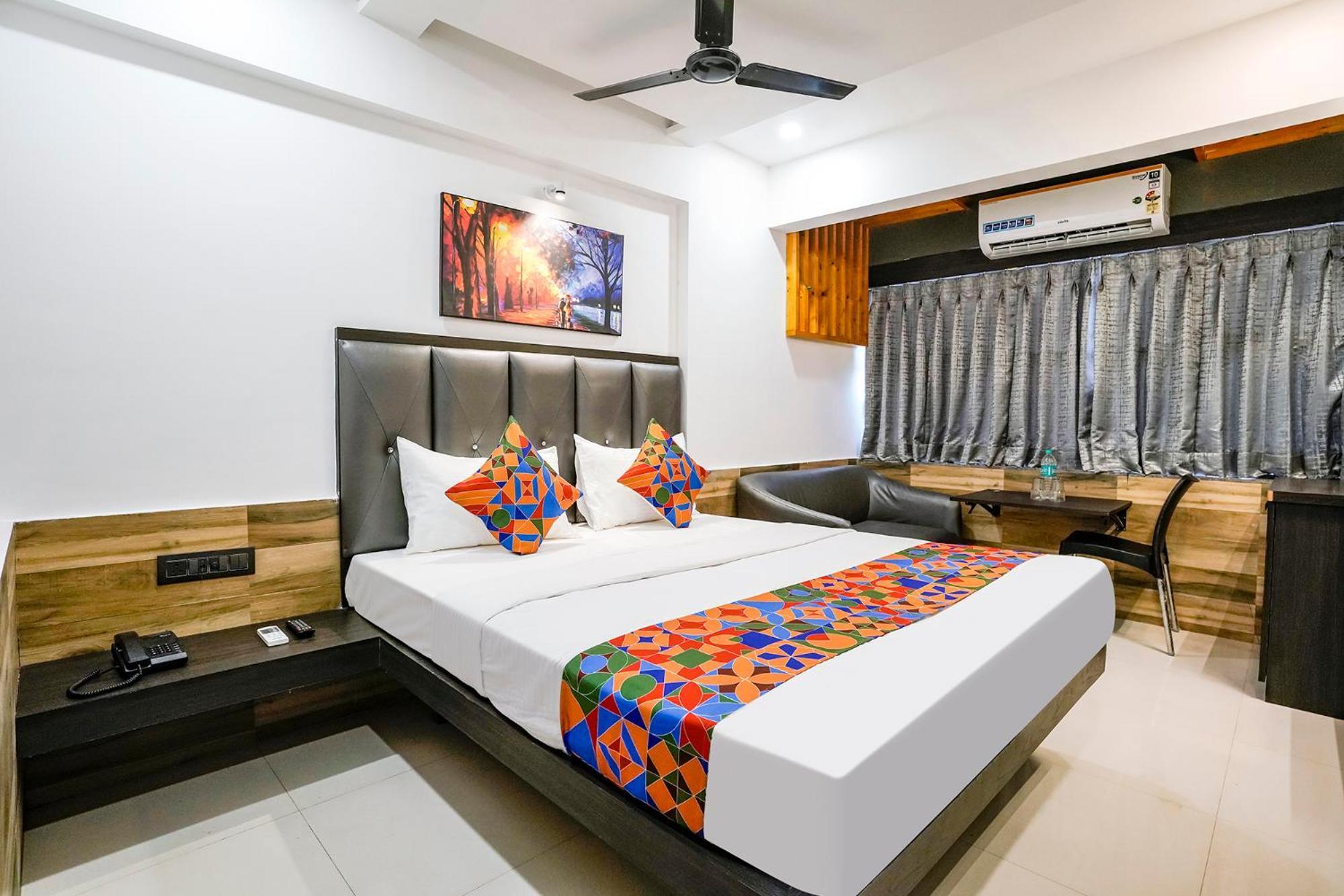 Fabhotel Prestige Elite - Nashik Road Bagian luar foto